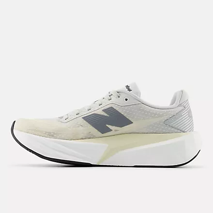 New Balance Fuelcell Rebel V5 - Womens - Image 4
