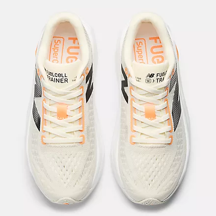 New Balance FuelCell SuperComp Trainer v3 - Womens - Image 4