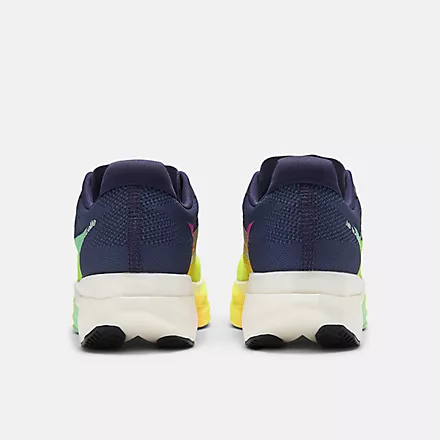 New Balance SC Elite V5 - Womens - Image 4