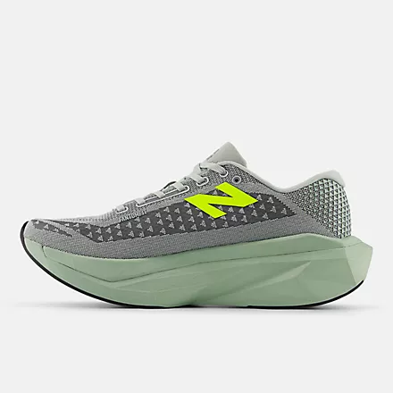 New Balance SC Trainer V4 - Mens - Image 2