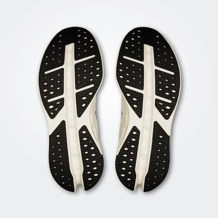 On Cloudsurfer Max - Womens - Image 3