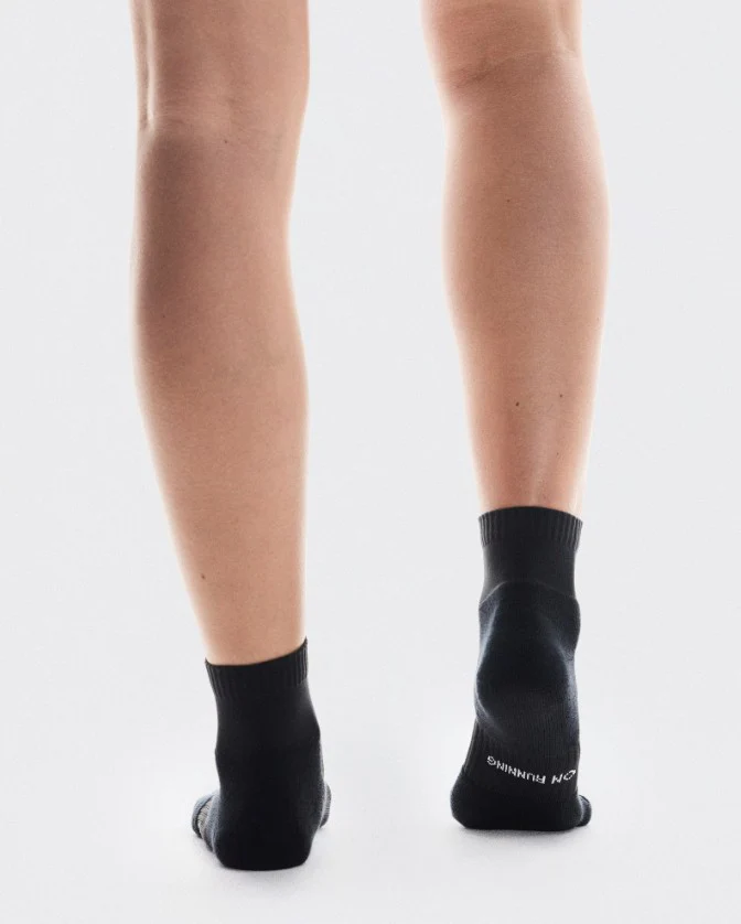 On Core Run Sock 2P Mid - Unisex - Image 3