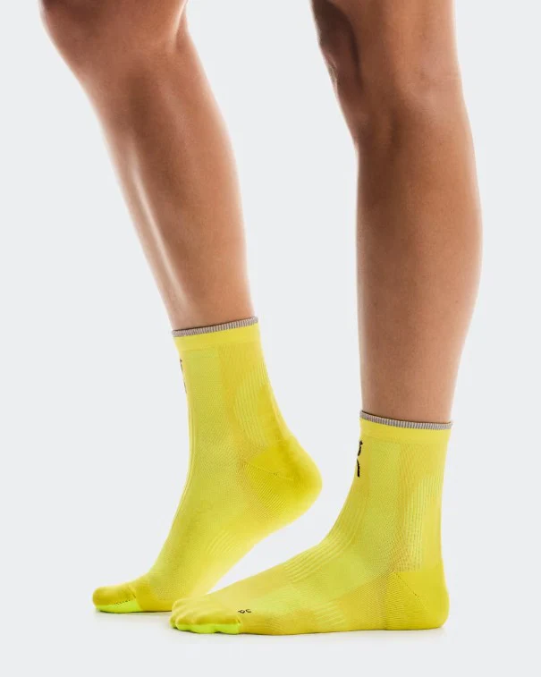 On Elite Run Sock Mid - Lime - Image 2