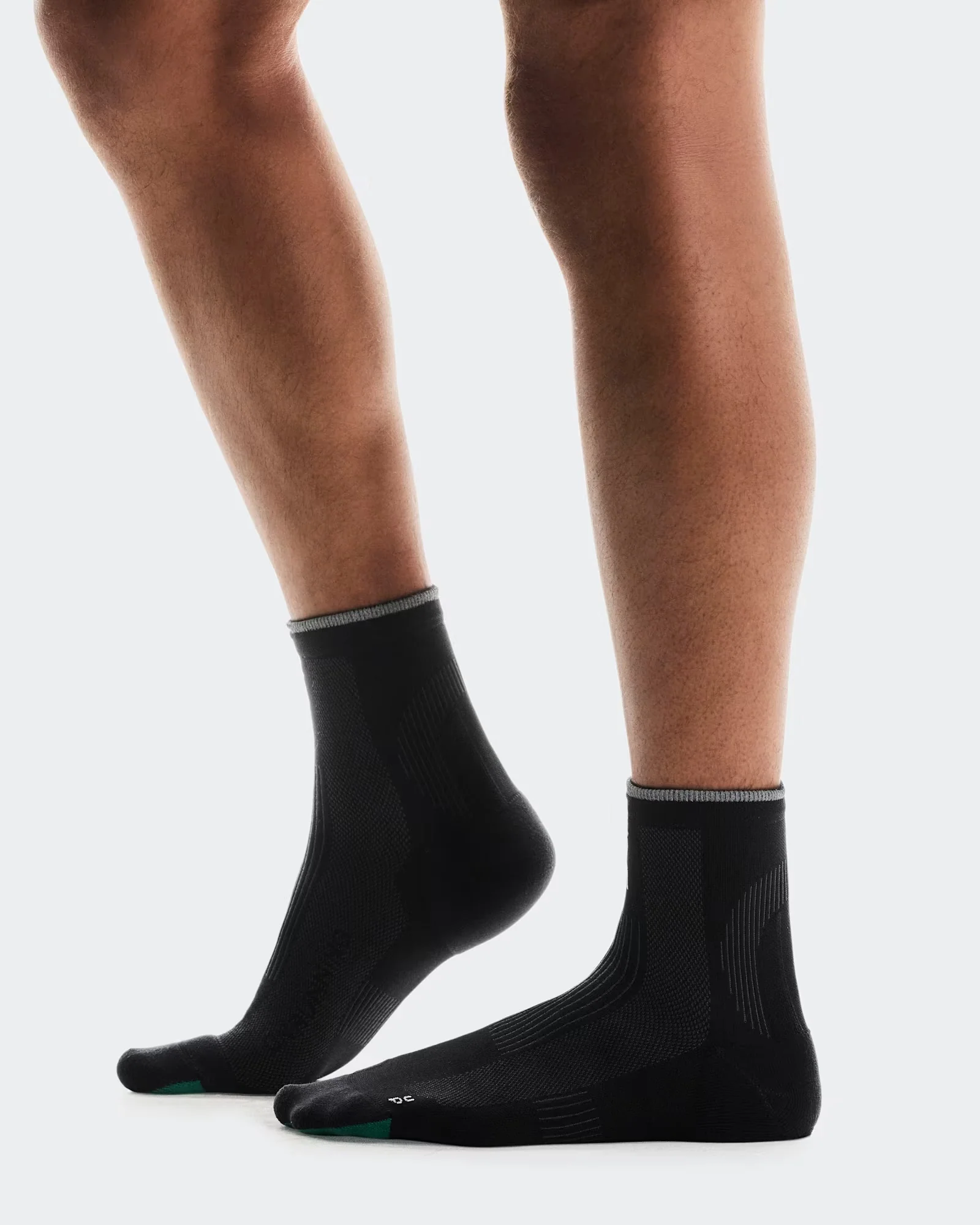 On Elite Run Sock Mid - Unisex - Image 2
