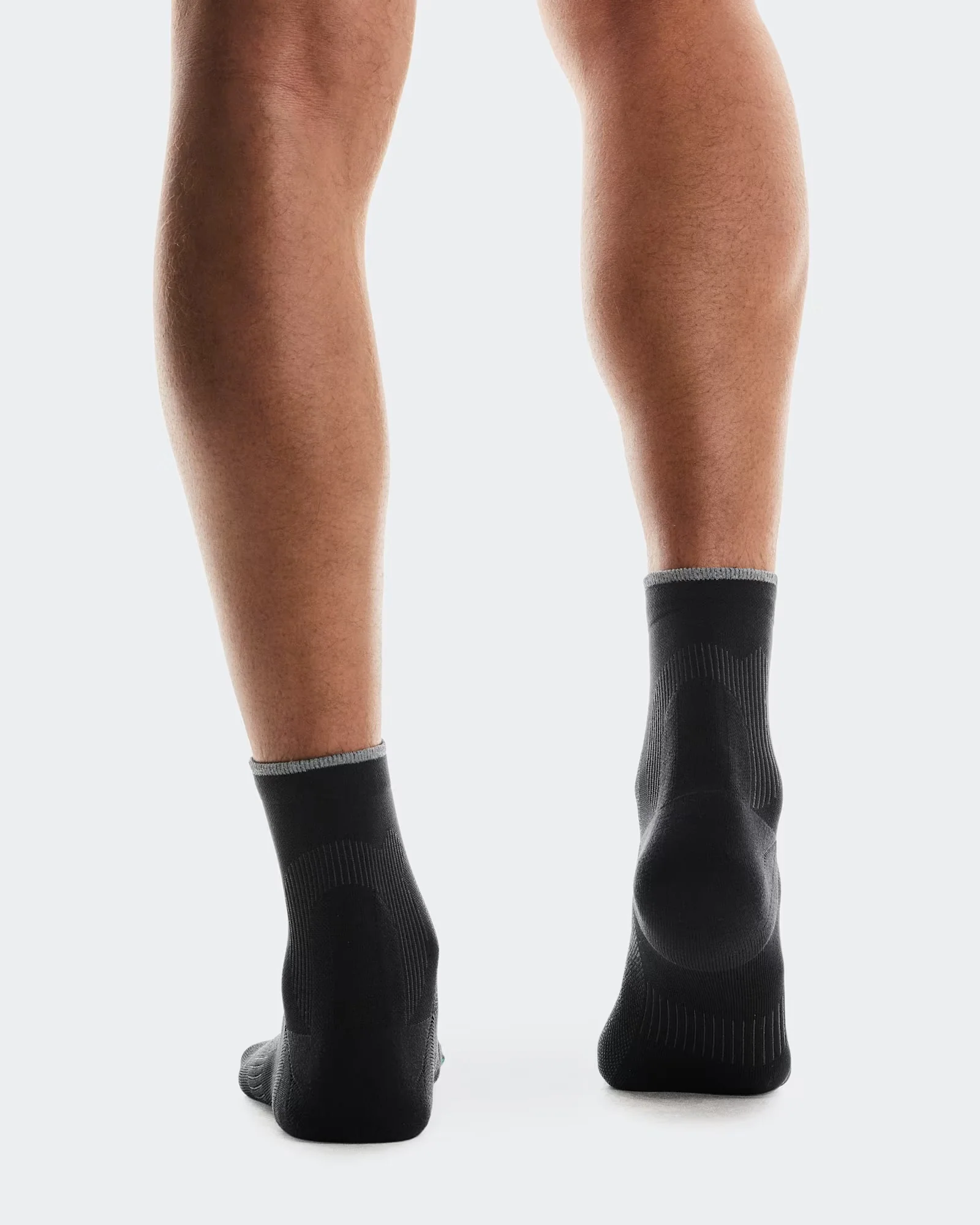 On Elite Run Sock Mid - Unisex - Image 3
