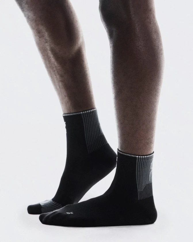 On Performance Run Sock Mid - Unisex - Image 2
