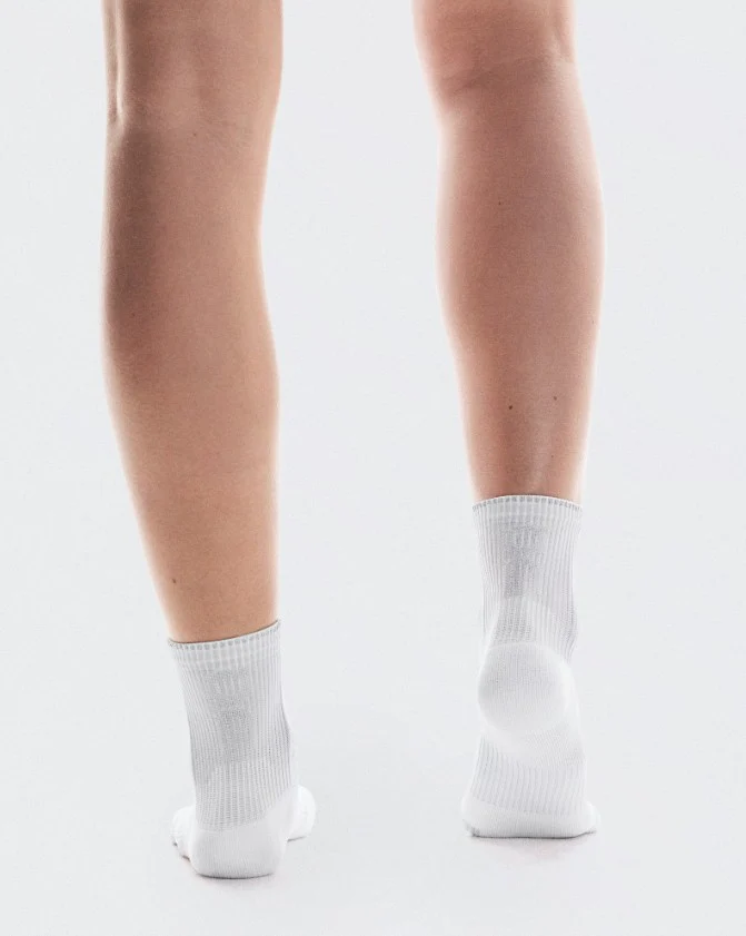 On Performance Run Sock Mid - White / Glacier - Image 3