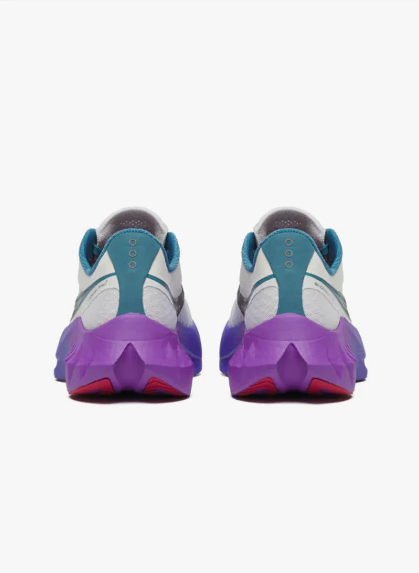 Saucony Endorphin Pro 4 - Womens - Image 4